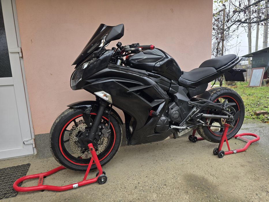 Kawasaki Ninja 650 / ER-6F