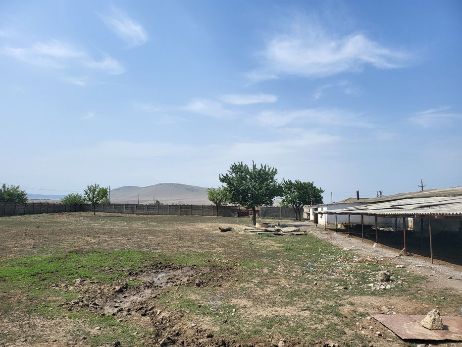 Vanzare teren intravilan