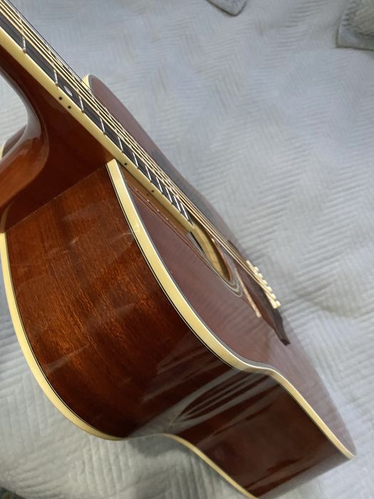 Гитара caraya  почти новая