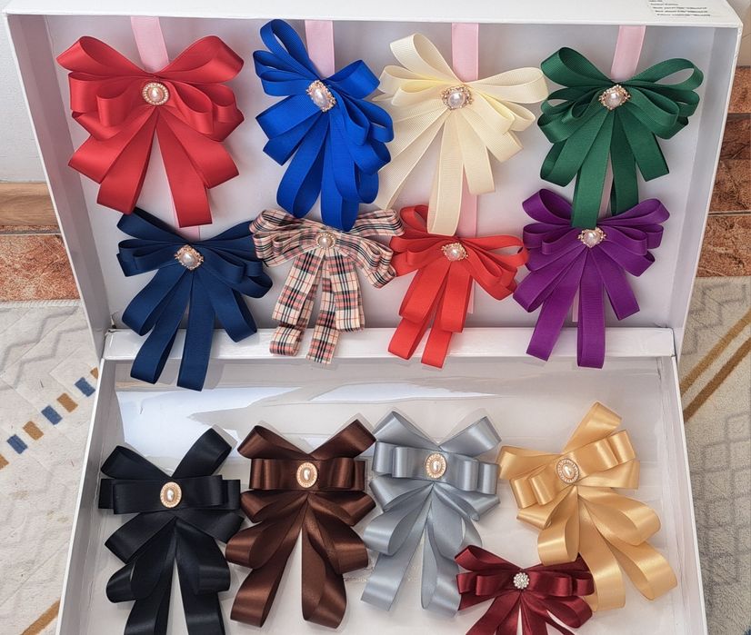 Broșa vintage femeie