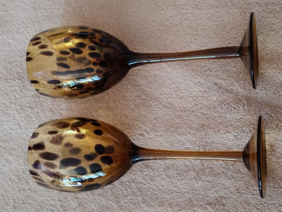 Сервиз 6 броя чаши за бяло вино, Амбър, кехлибар.