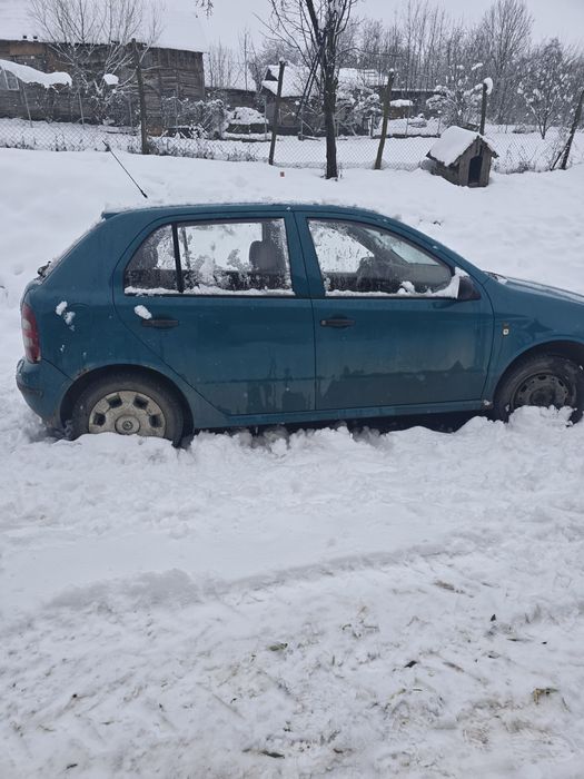 Vând Skoda Fabia an 2003