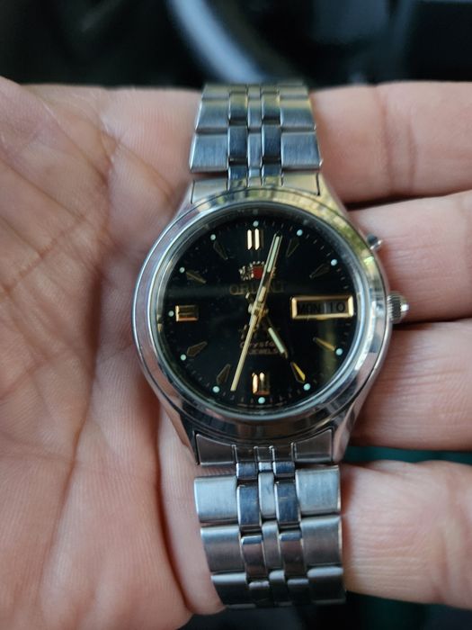 Продаются часы наручные мужские  Orient с автоподзаводом