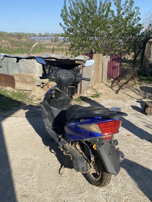 Продается скутер M8