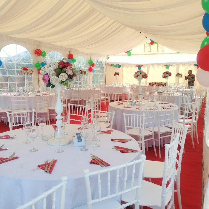 Corturi și pavilioane pentru evenimente