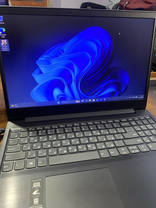 Ноутбук Lenovo i5-10поколения