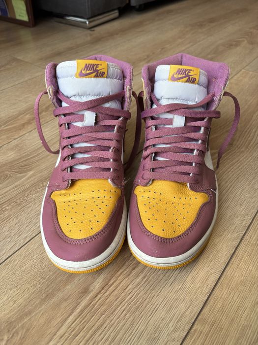 Air Jordan 1 OG High “Brotherhood” Purple and Yellow