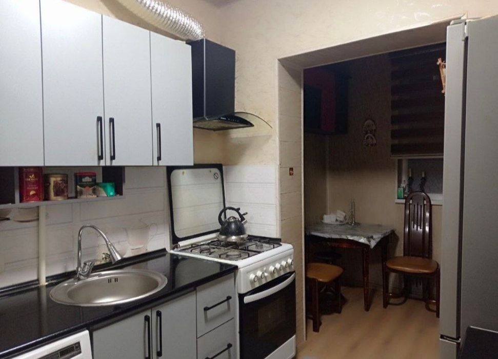 Продается квартира Юнусабад 5кв 3/5/5