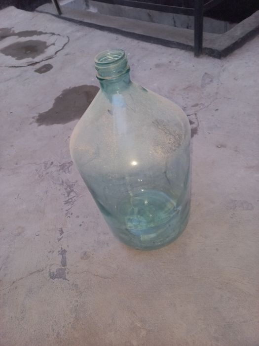 Виной банка чотилади