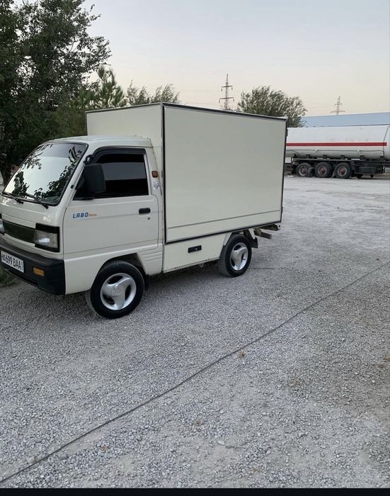 Дамас лабо килинган