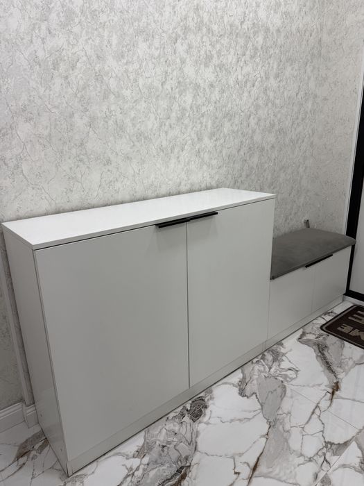 Тумба в прихожую