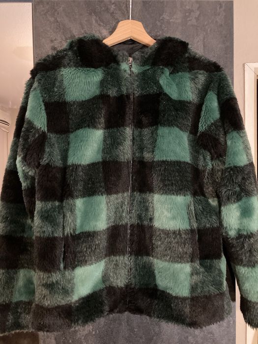 Guess дамско яке размер М