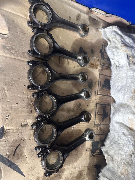 Коленвал с шатунами M52