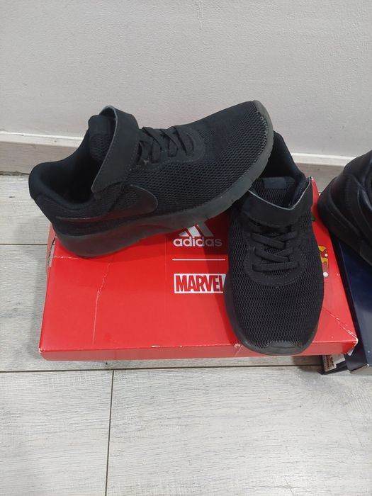 Adidasi Nike  Tanjun Puma Adidas,Schekers originali