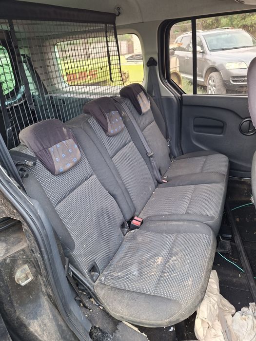 Dezmembrez Mercedes Citan 1.5 dci  Extralong