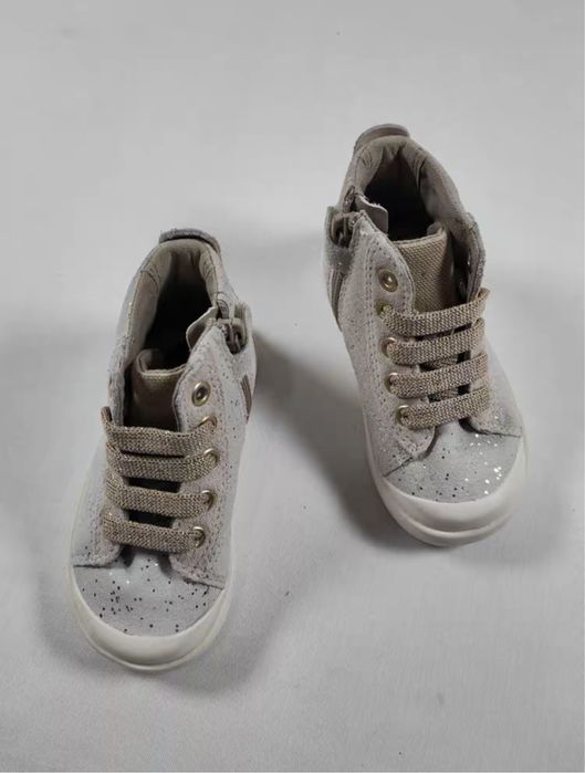 Весенние ботинки для девочки GEOX