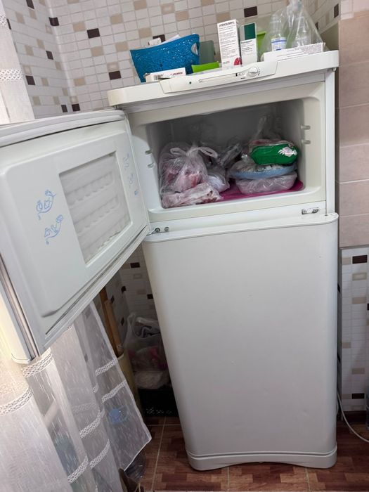 Продается холодильник