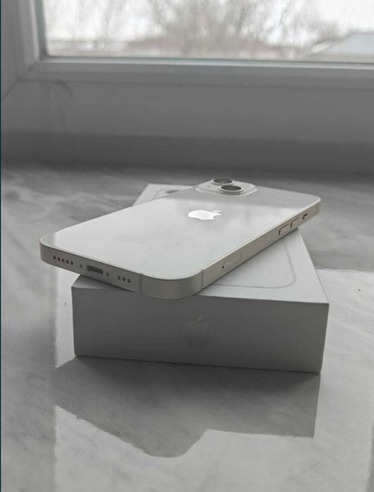 Айфон 13 мини в отличном состоянии