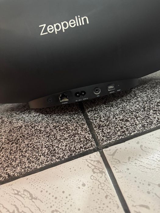 Аудио система Bowers &Wilkins Zeppelin /Black