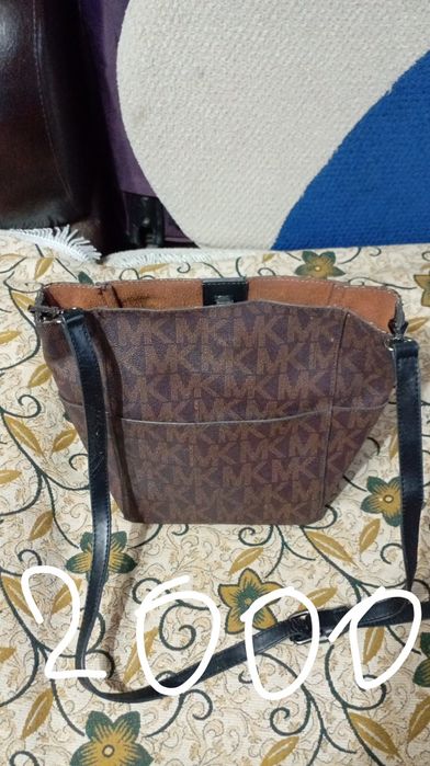 Продам женские сумки