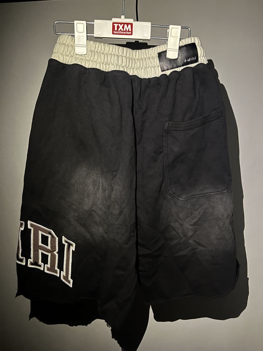 !Reducere! Pantaloni scurti Amiri