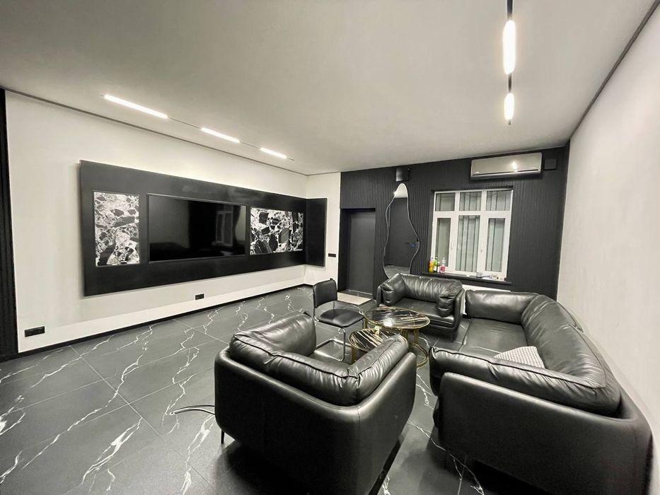 Продаётся отдельно стоящего здания на Чиланзаре в улица Мукими Ор Evos