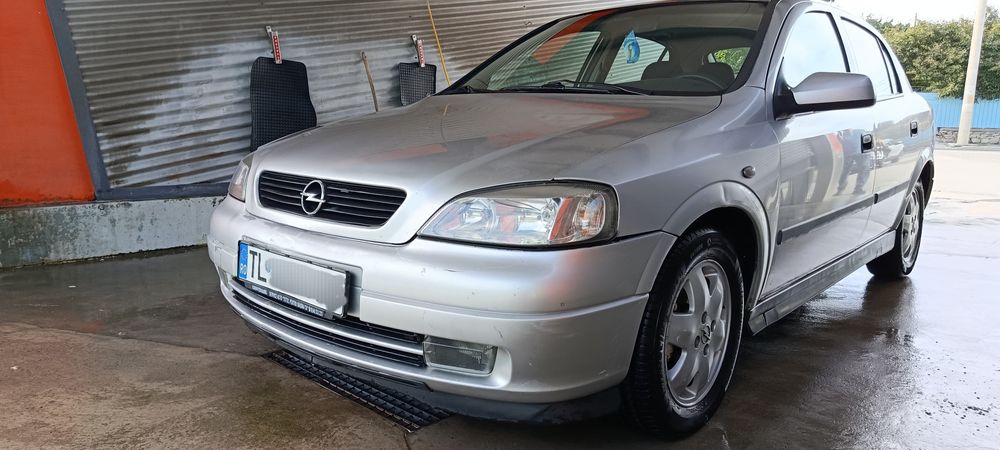 Opel Astra G - 214000 km - 2 seturi de roti