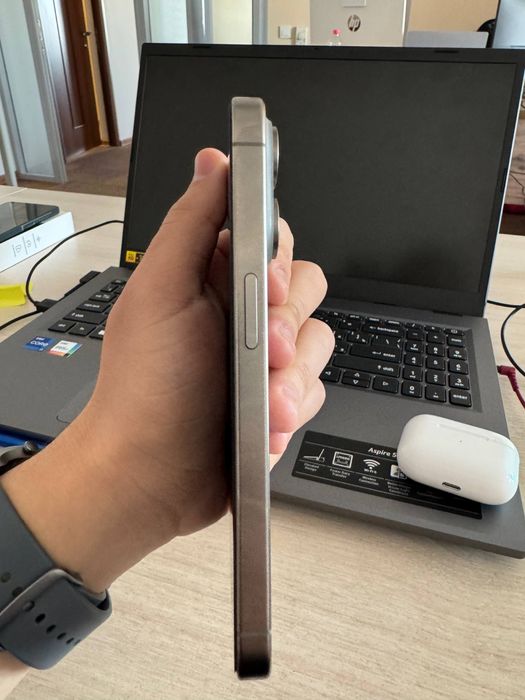 iPhone 15 Pro 256GB Platinum