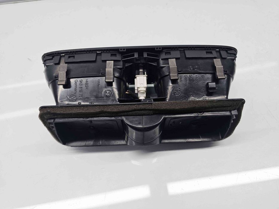 Grila aerisire centrala Volkswagen Golf 6 (5K1) [Fabr 2009-2013] 5K08