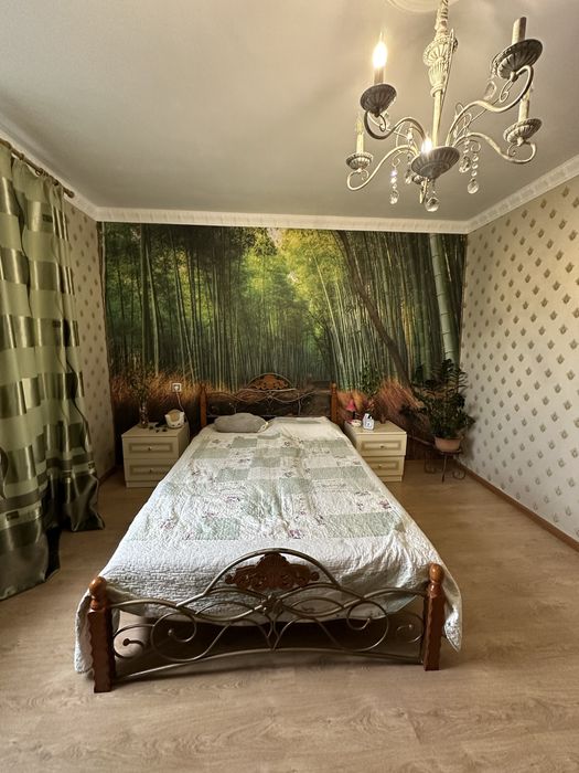 Продам 4 - комт. по улице Татимбета 5