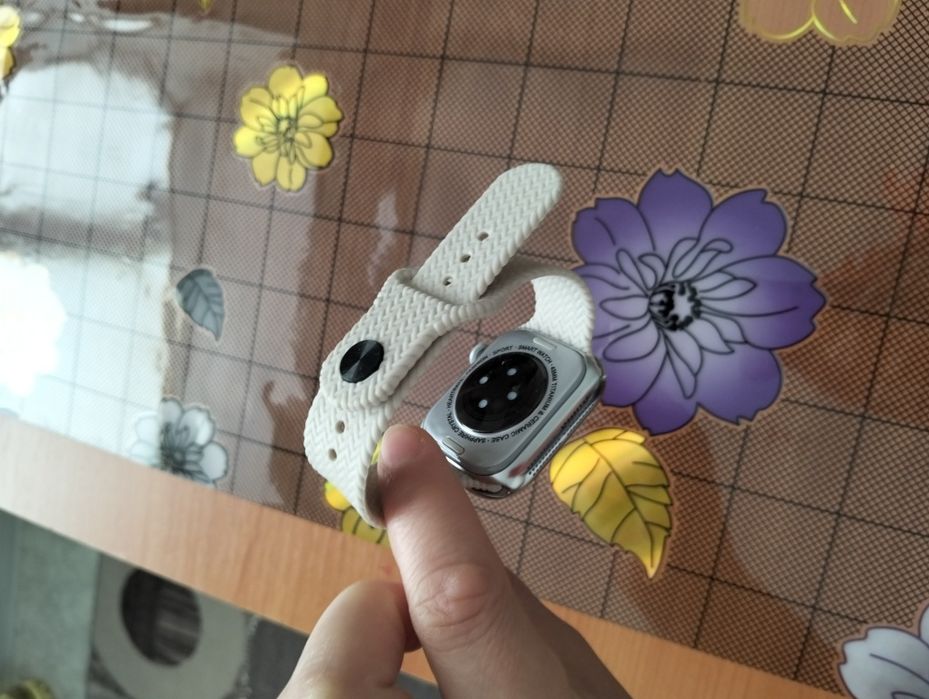 Часы смарт  красивые стильные