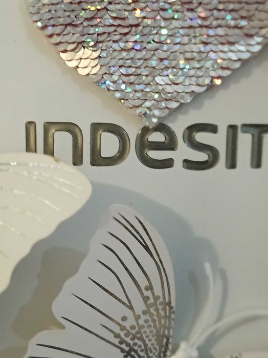 Холодильник Indesit