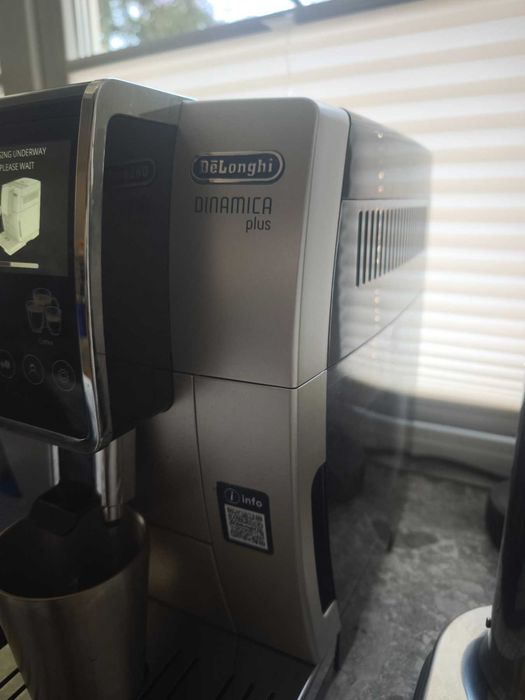 DeLonghi Dinamica Plus Автоматична Кафе машина Bean to Cup