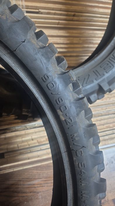 Резина на мото Metzeler