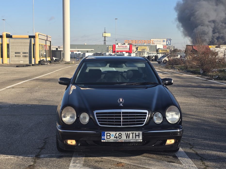 Mercedes  E class W210 Avantgard