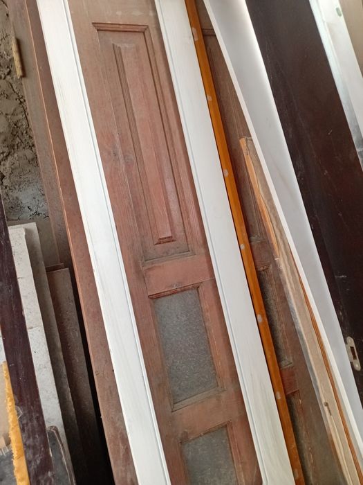 Двери шкаф,даром