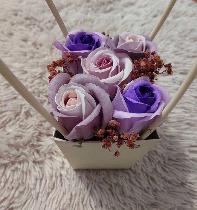 Аранжировка от сапунени рози