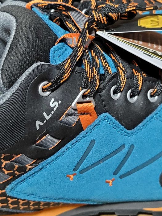 Hiking обувки KEYLAND