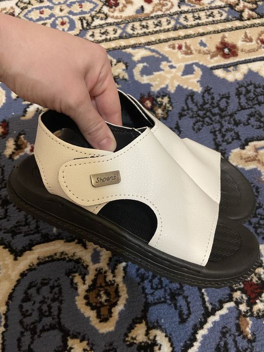 Сандали детские летние белые