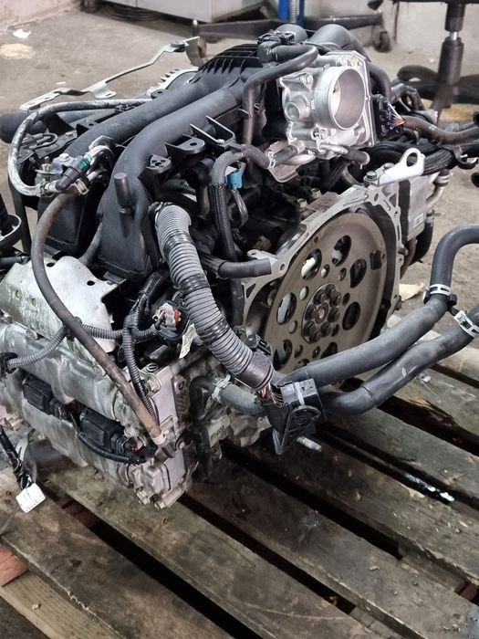 Двигатель на Subaru FB20 FB25