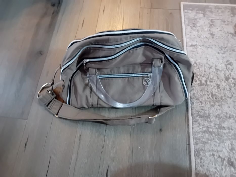 Vând carucior Hartan Racer GTS