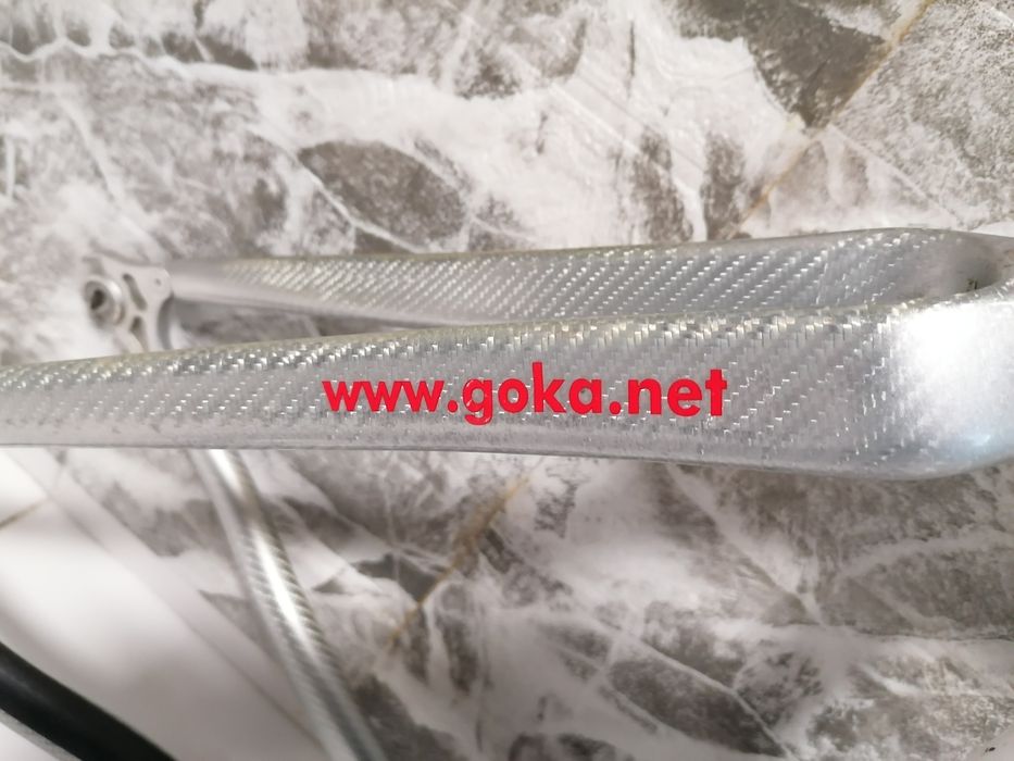 GOKA Avance шосейна рамка