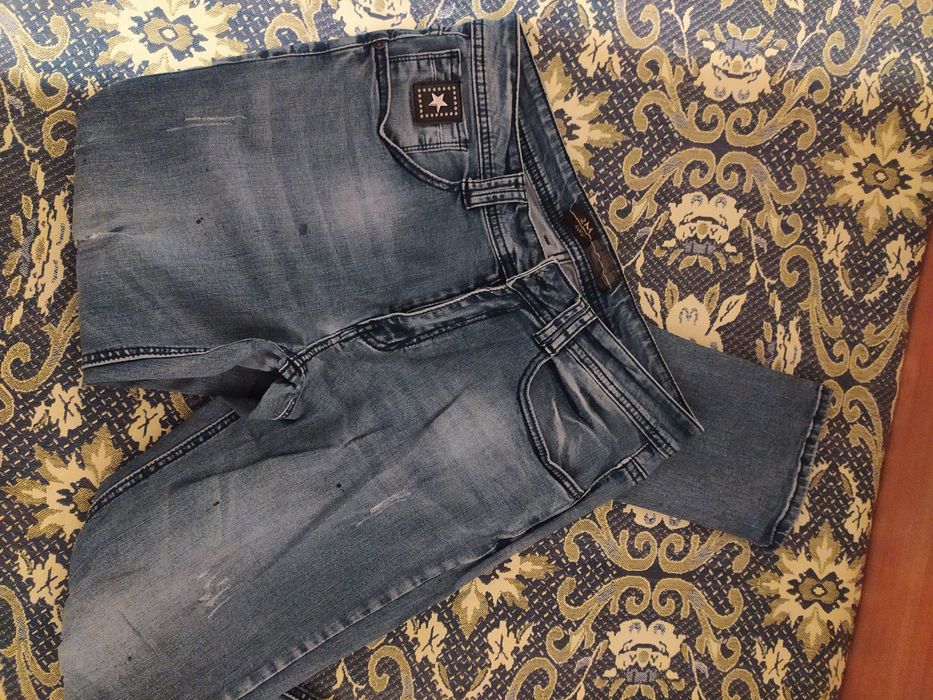 Ефектни мъжки дънки