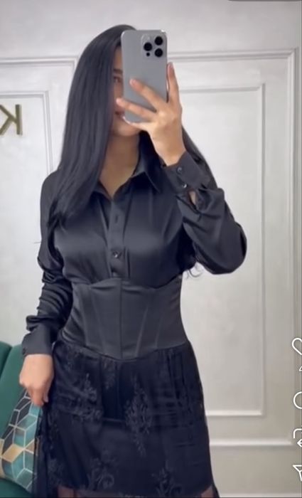 Продам платье костюм очень шикарный