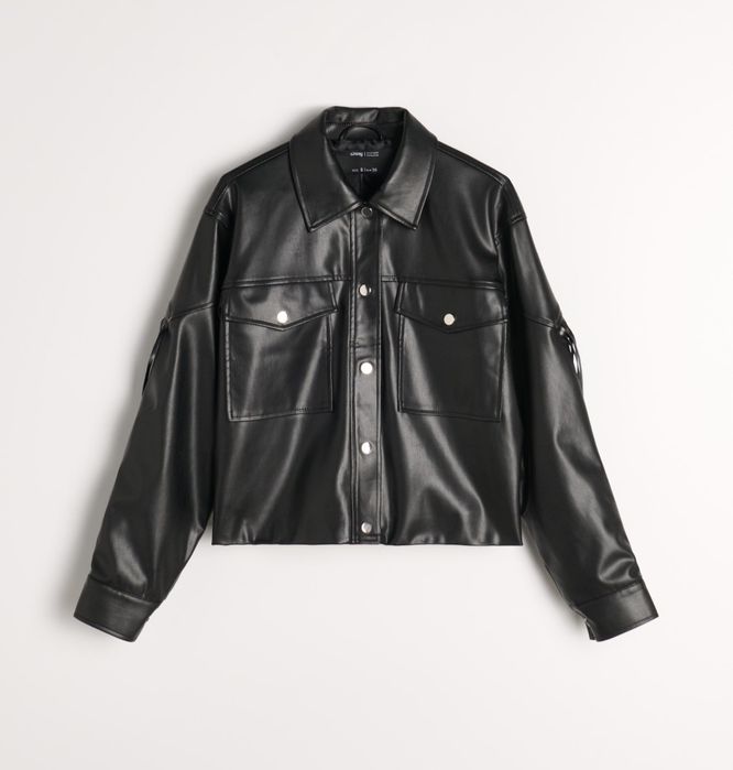 Дамско кожено тънко яке с ресни ново