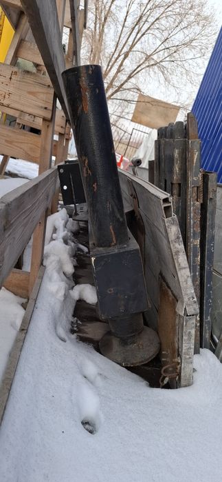 Манипулятор Кму.  задние лапы. Аутригер