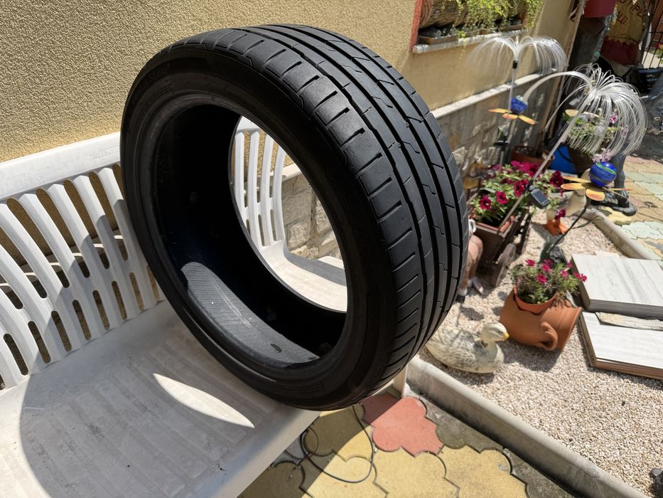 225/45/18Hankook ventus S1evo3