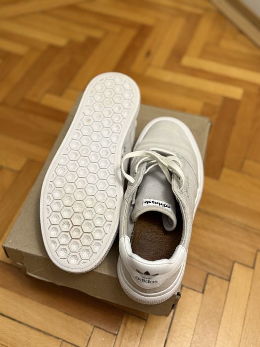 Vand Adidas originali