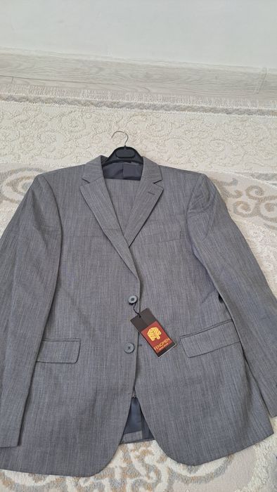 Костюмдер мужской