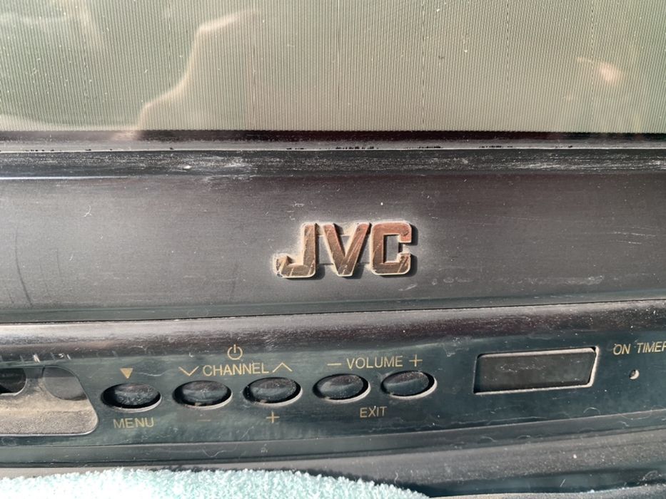 Телевизор цветной, рабочее состояние